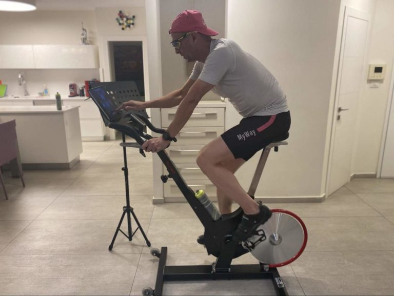 Read more about the article אופני הספינינג החכמים של קייזר KEISER M3I במבחן: האם עדיפים על טריינר?